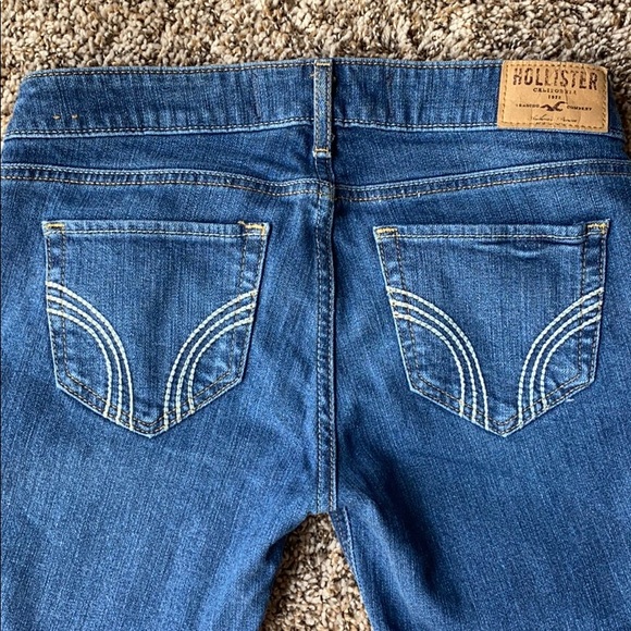 SOLD Hollister Low-Rise Skinny Jeans 1 Short - Picture 6 of 6